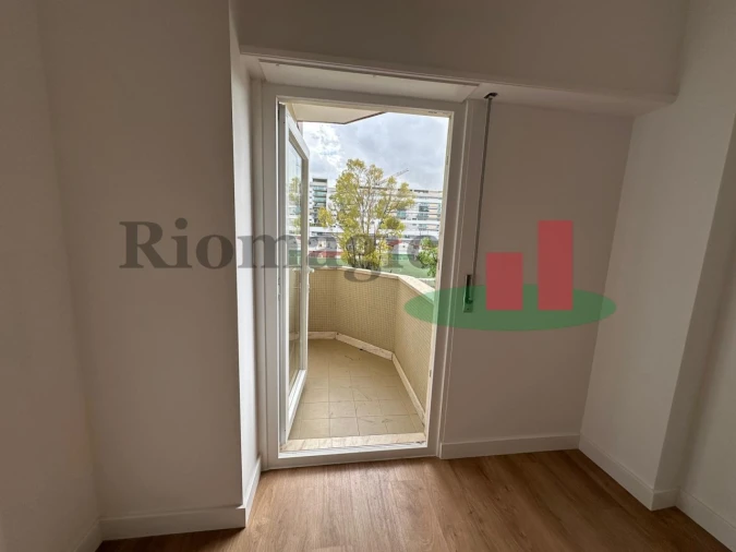 Apartamento T3 para Venda em São Domingos de Benfica Foto 22