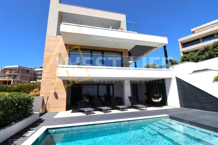 Moradia T4 para Venda em Ericeira Foto 39