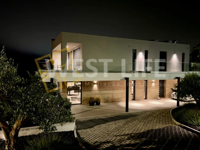 Moradia T4 para Venda em Ericeira Foto 6