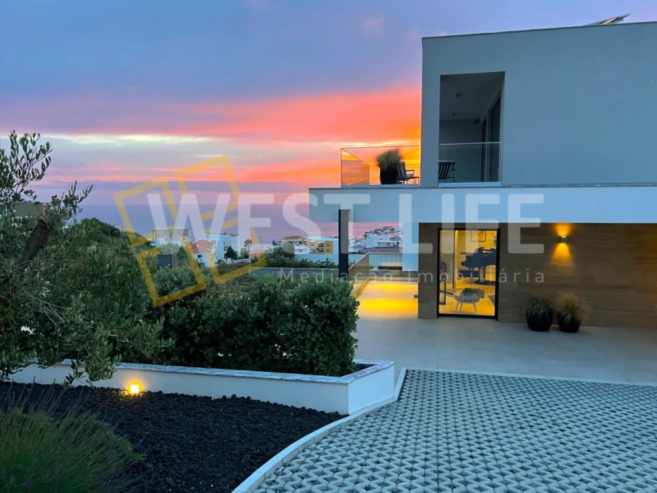 Moradia T4 para Venda em Ericeira Foto 46