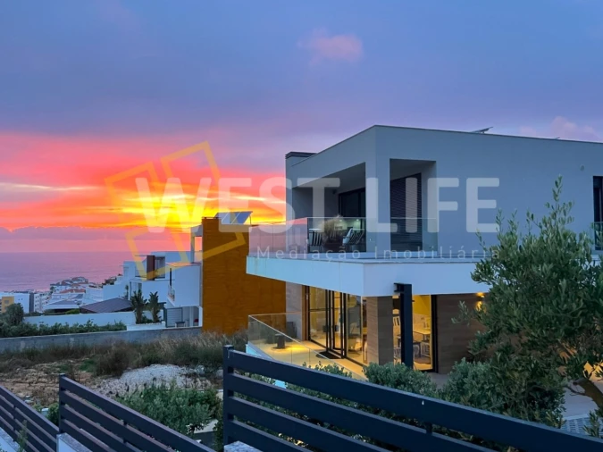 Moradia T4 para Venda em Ericeira Foto 2