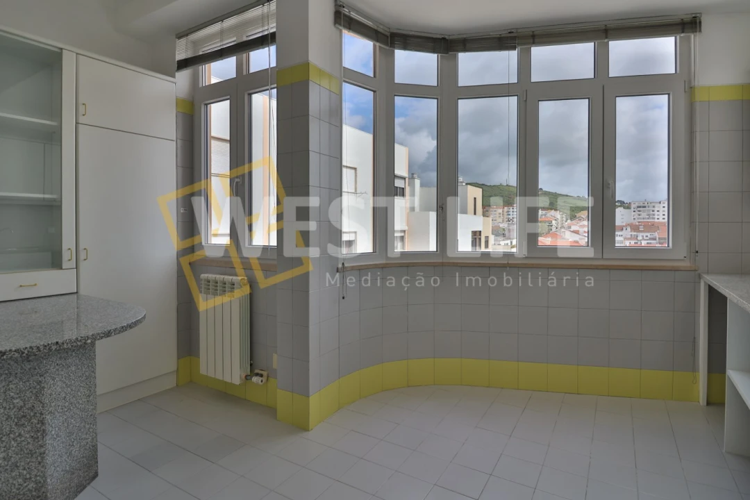 Apartamento T4 para Venda em Santa Maria, São Pedro e Matacães Foto 11