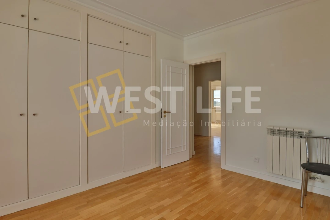 Apartamento T4 para Venda em Santa Maria, São Pedro e Matacães Foto 17