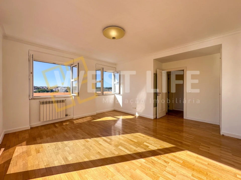 Apartamento T4 para Venda em Santa Maria, São Pedro e Matacães Foto 4