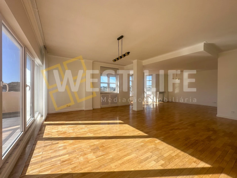Apartamento T4 para Venda em Santa Maria, São Pedro e Matacães Foto 8
