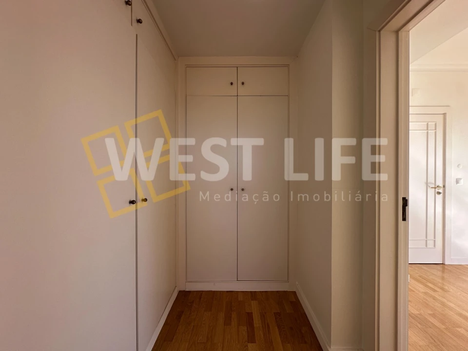 Apartamento T4 para Venda em Santa Maria, São Pedro e Matacães Foto 11