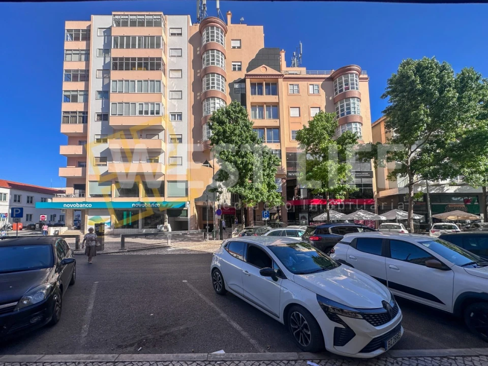 Apartamento T4 para Venda em Santa Maria, São Pedro e Matacães Foto 29