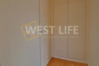 Apartamento T4 para Venda em Santa Maria, São Pedro e Matacães