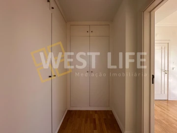 Apartamento T4 para Venda em Santa Maria, São Pedro e Matacães