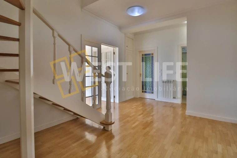 Apartamento T4 para Venda em Santa Maria, São Pedro e Matacães Foto 15