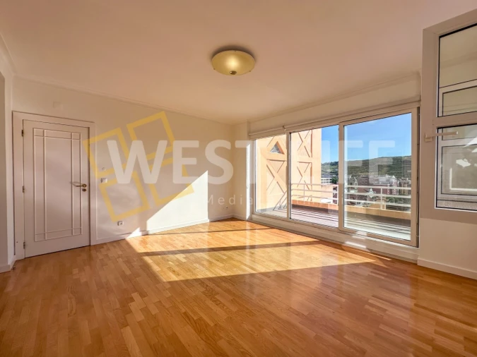Apartamento T4 para Venda em Santa Maria, São Pedro e Matacães Foto 3