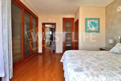 Moradia T4 para Venda em A dos Cunhados e Maceira