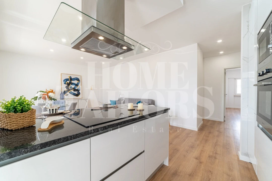 Apartamento T3 para Venda em Benfica Foto 4