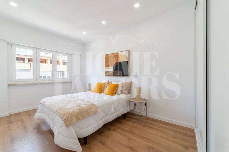 Apartamento T3 para Venda em Benfica Foto 8
