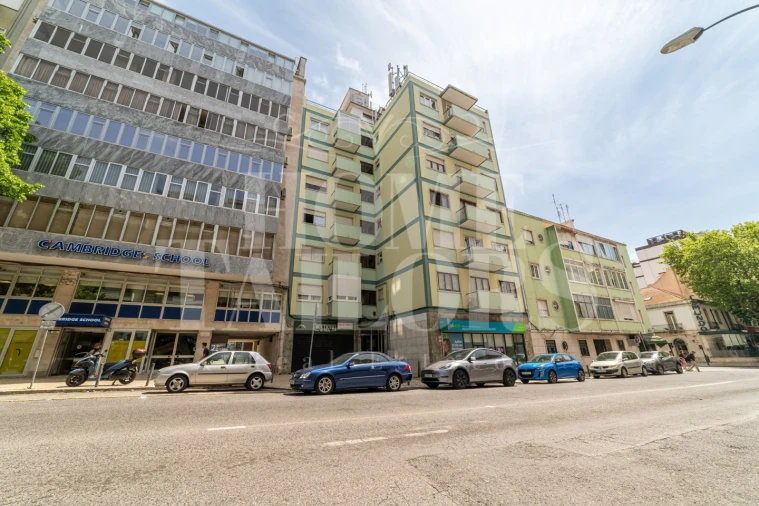 Apartamento T3 para Venda em Benfica Foto 20
