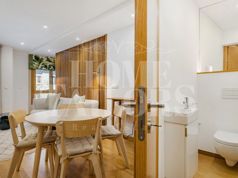 Apartamento T1 para Arrendamento em Avenidas Novas Foto 11