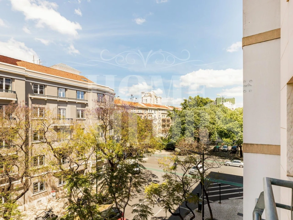 Apartamento T1 para Arrendamento em Avenidas Novas Foto 6