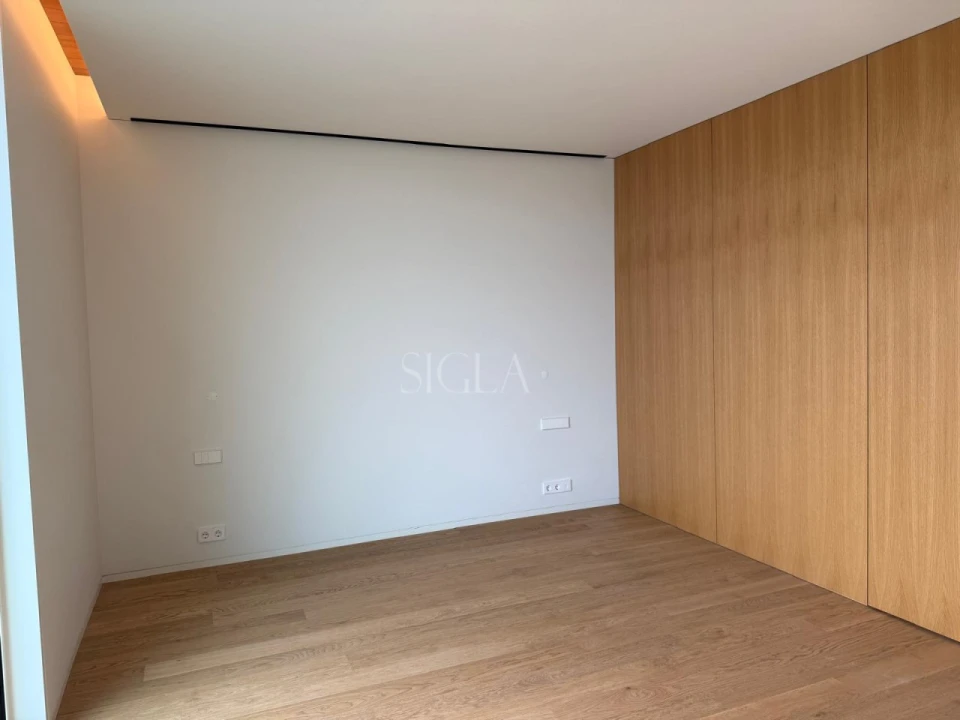 Apartamento T4 para Venda em Aldoar, Foz do Douro e Nevogilde Foto 8
