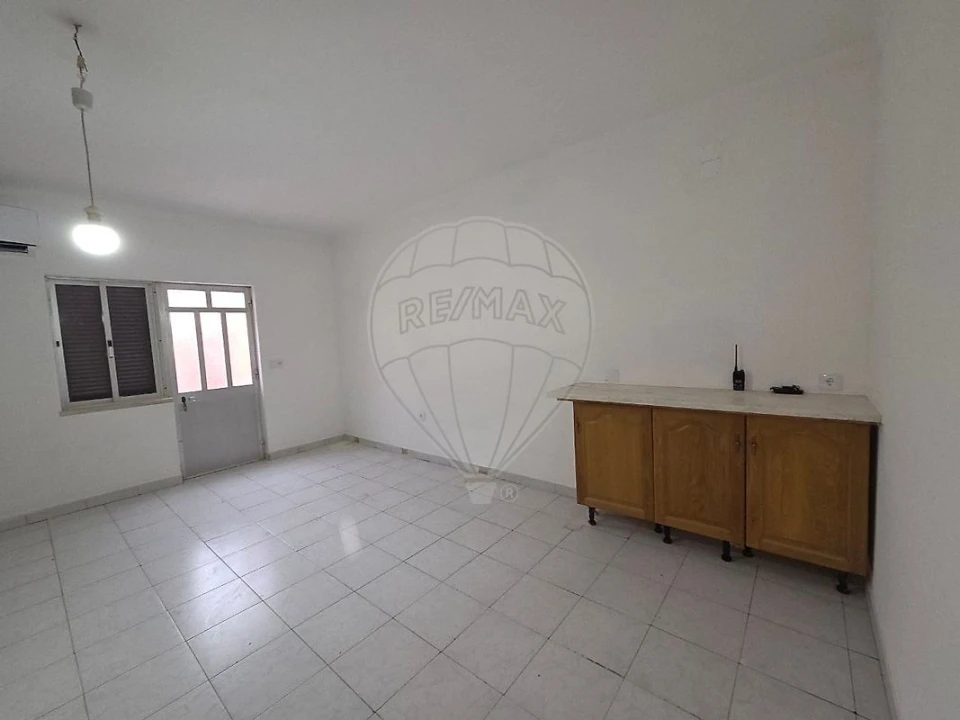 Moradia T3 para Arrendamento em Almeirim Foto 7