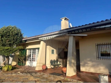 Moradia T4 para Venda em São Vicente do Paul e Vale de Figueira