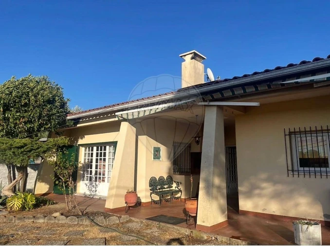 Moradia T4 para Venda em São Vicente do Paul e Vale de Figueira Foto 22