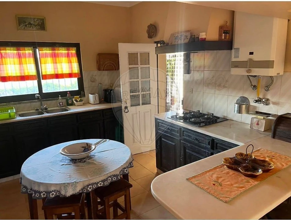 Moradia T4 para Venda em São Vicente do Paul e Vale de Figueira Foto 5