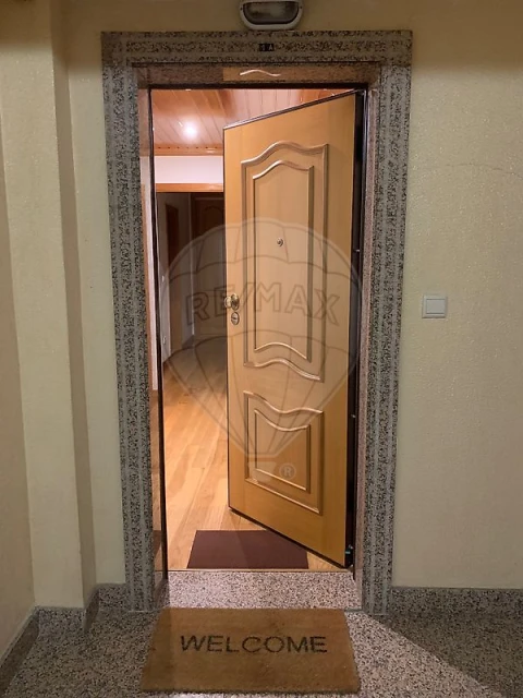 Apartamento T1 para Arrendamento em Algés, Linda-A-Velha e Cruz Quebrada-Dafundo
