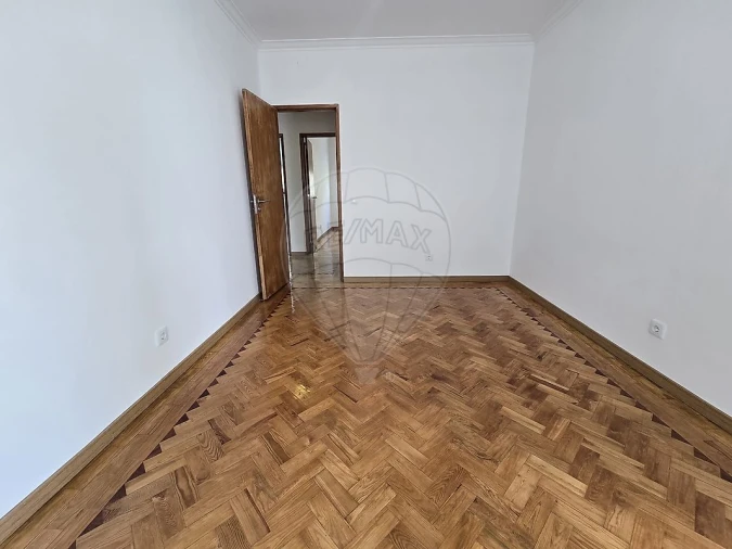 Moradia T3 para Arrendamento em Carcavelos e Parede Foto 13