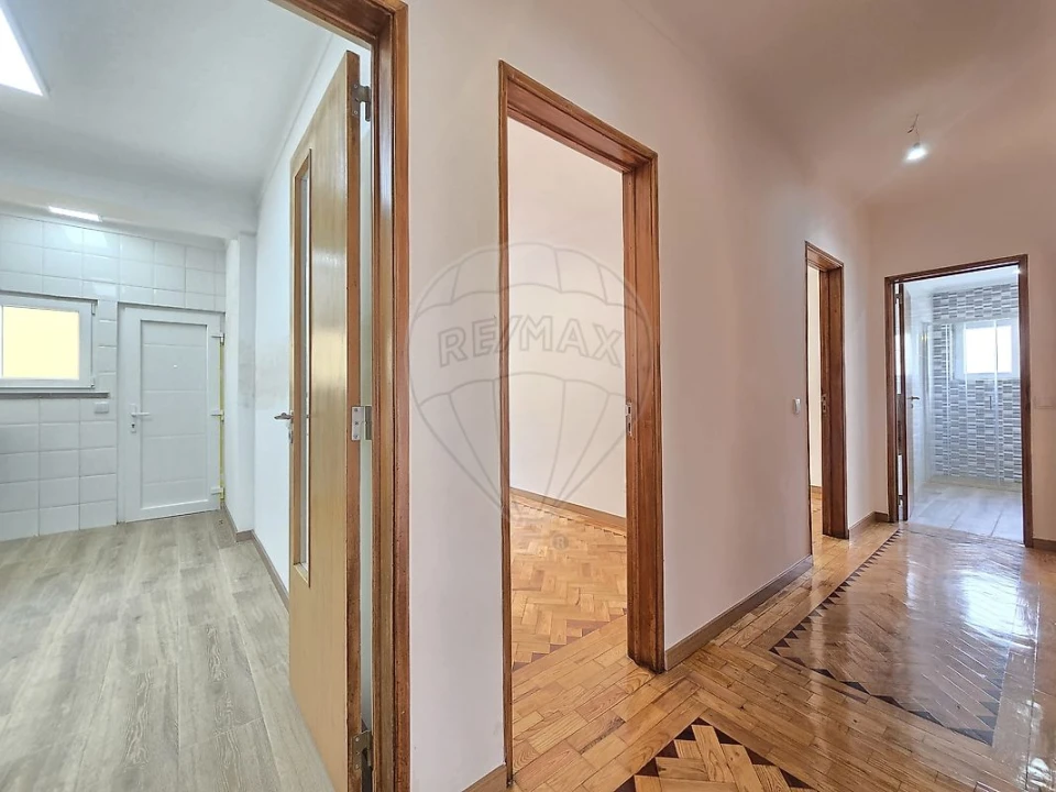 Moradia T3 para Arrendamento em Carcavelos e Parede Foto 4