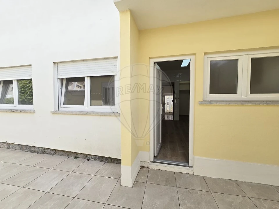 Moradia T3 para Arrendamento em Carcavelos e Parede Foto 1