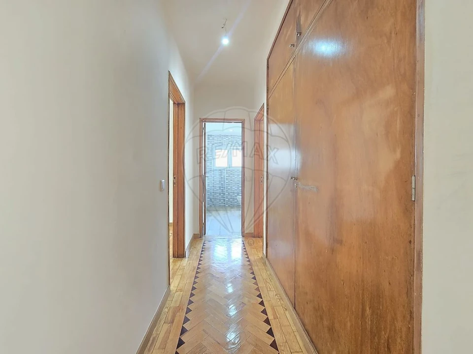 Moradia T3 para Arrendamento em Carcavelos e Parede Foto 9