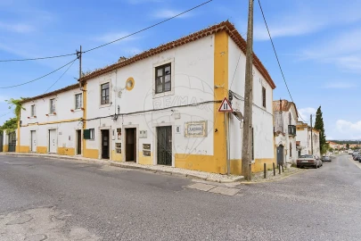 Prédio para Venda em Azeitão (São Lourenço e São Simão)