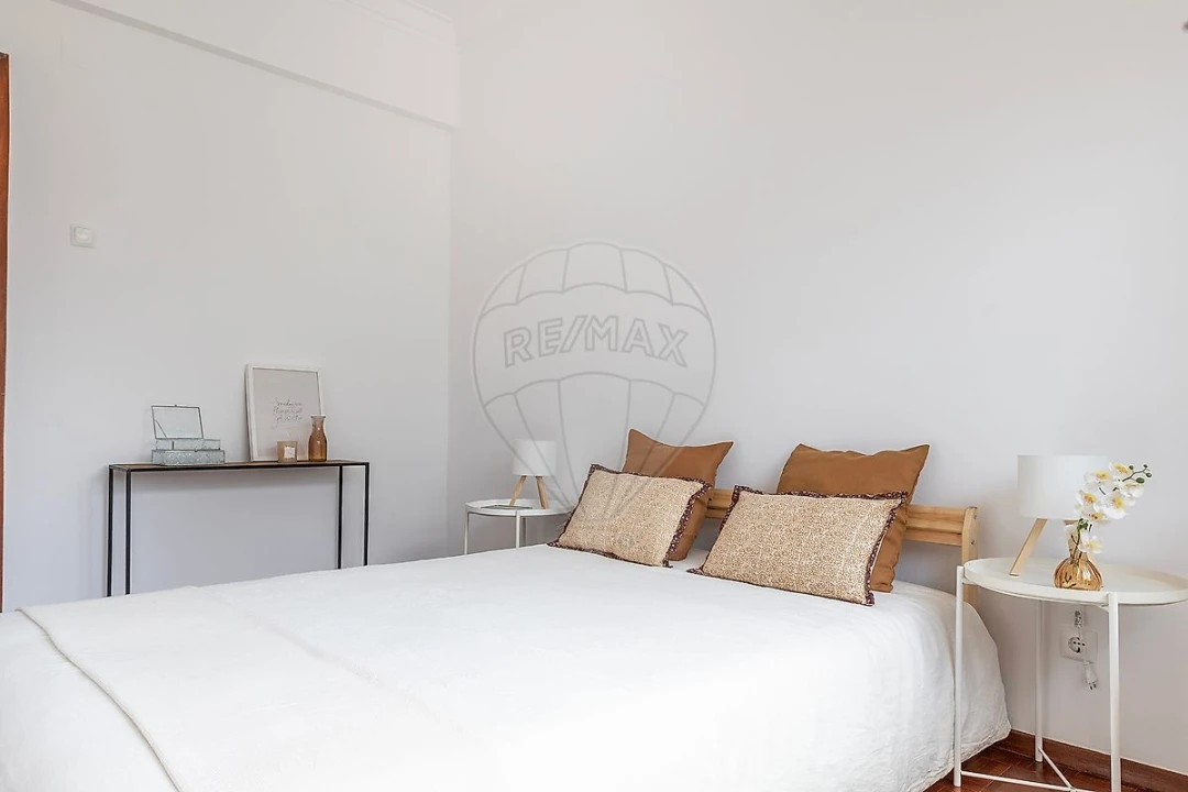 Apartamento T2 para Venda em Costa da Caparica Foto 27