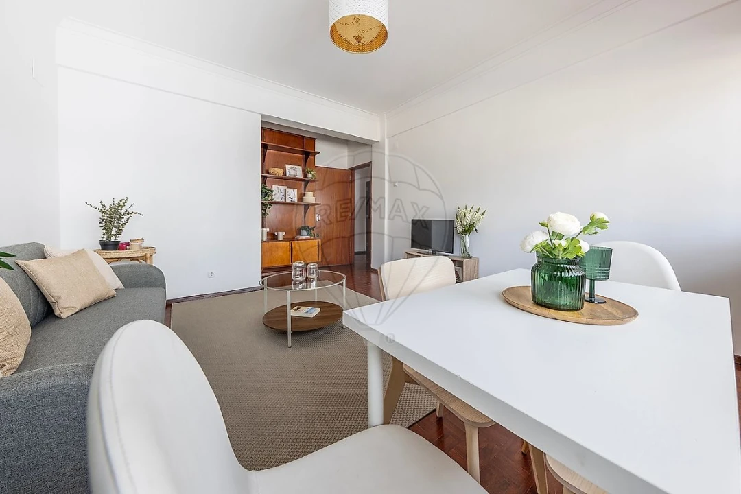 Apartamento T2 para Venda em Costa da Caparica Foto 1