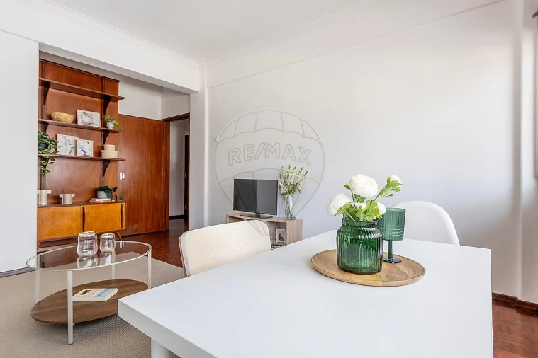 Apartamento T2 para Venda em Costa da Caparica Foto 3