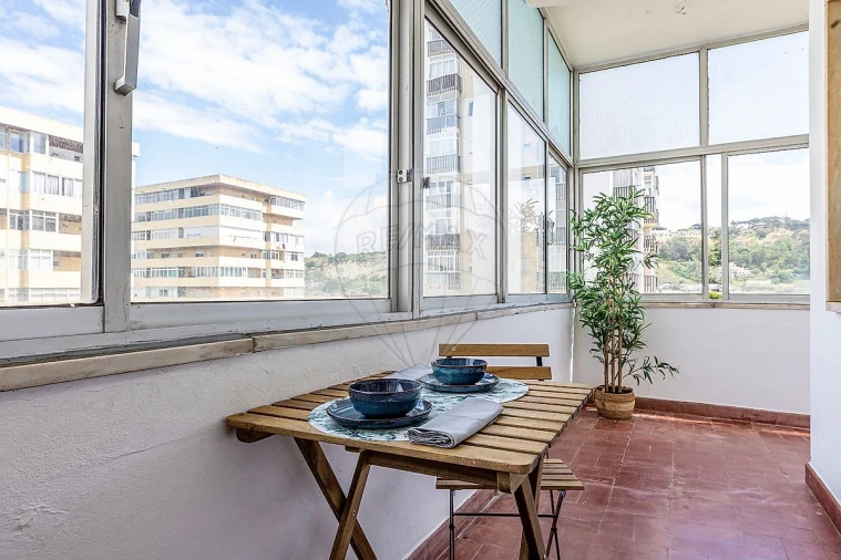Apartamento T2 para Venda em Costa da Caparica Foto 40