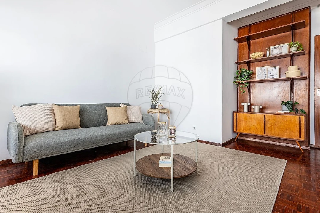 Apartamento T2 para Venda em Costa da Caparica Foto 16