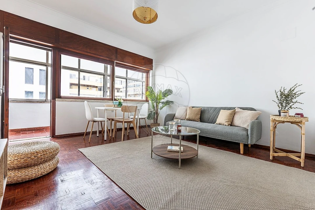 Apartamento T2 para Venda em Costa da Caparica Foto 10