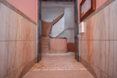 Apartamento T2 para Venda em Benfica