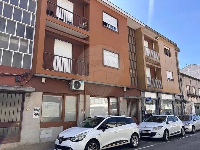 Apartamento T3 para Arrendamento em Mafamude e Vilar do Paraíso Foto 5