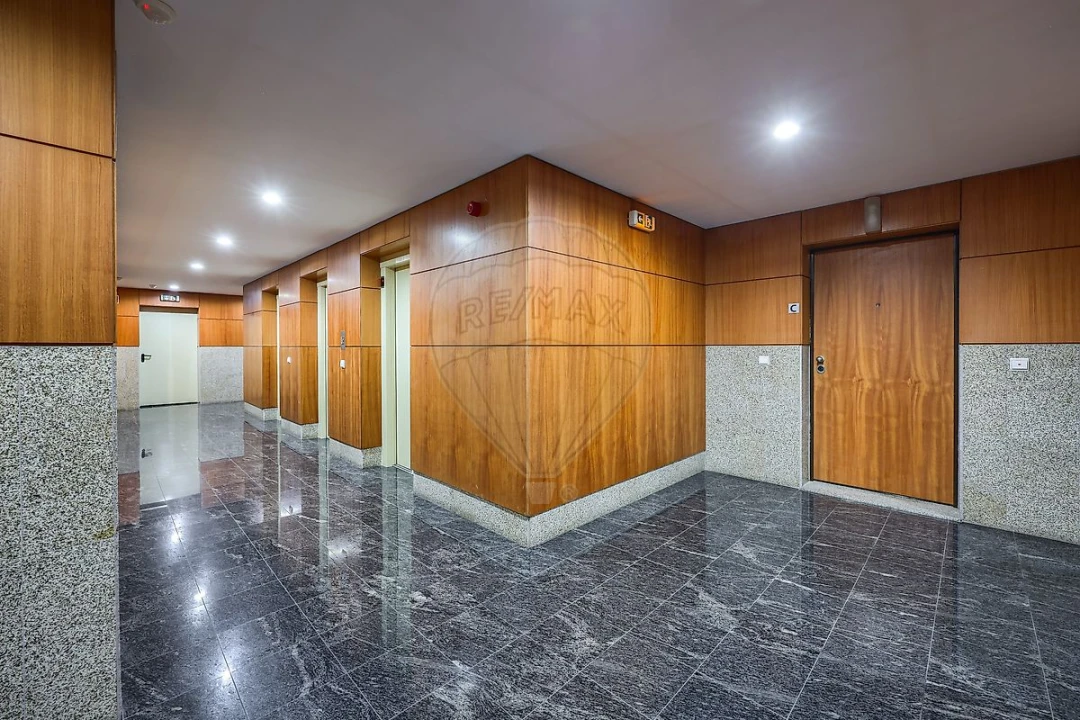 Apartamento T2 para Venda em Glória e Vera Cruz Foto 17