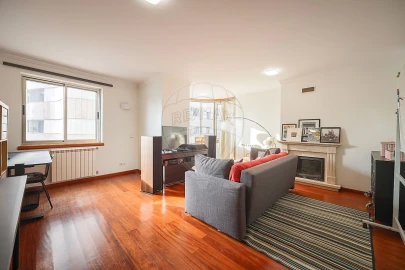 Apartamento T2 para Venda em Glória e Vera Cruz