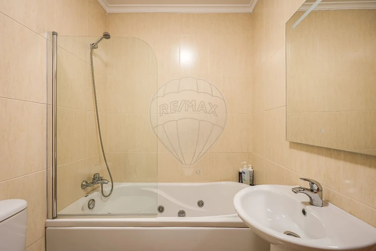Apartamento T2 para Venda em Glória e Vera Cruz Foto 13