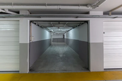 Apartamento T4 para Venda em Arcozelo