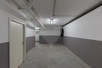 Apartamento T4 para Venda em Arcozelo