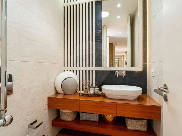 Apartamento T4 para Venda em Arcozelo
