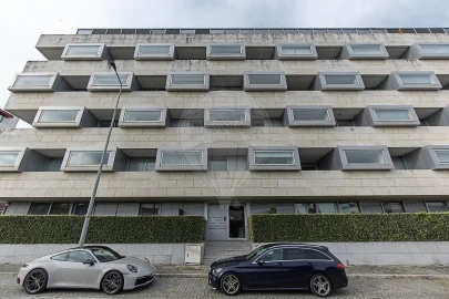 Apartamento T4 para Venda em Arcozelo