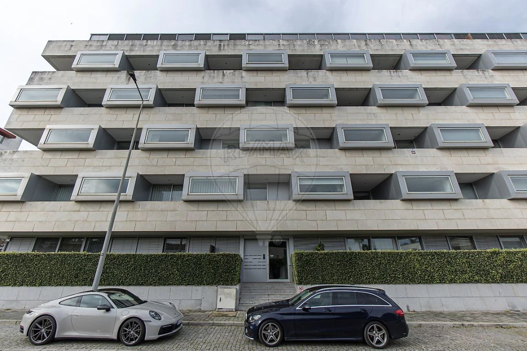 Apartamento T4 para Venda em Arcozelo Foto 5