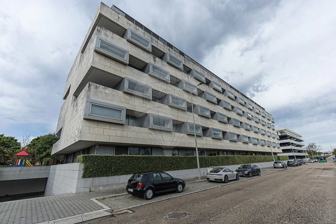 Apartamento T4 para Venda em Arcozelo Foto 6