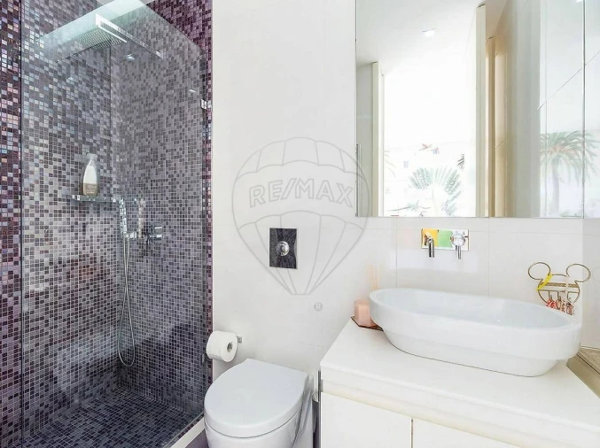 Apartamento T4 para Venda em Arcozelo Foto 14